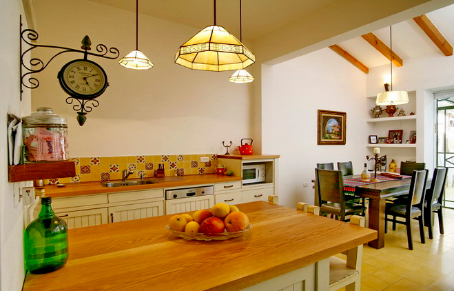The grandparents' house in Israel