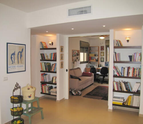 Renovation in Israel - warm, simple and happy